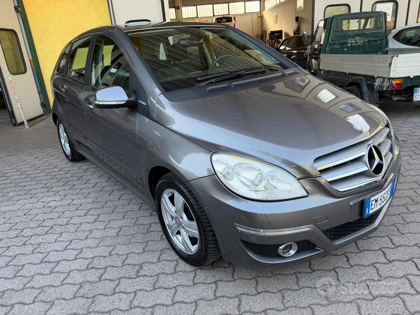 Mercedes-Benz A 160 Elegance 2010 photo 3