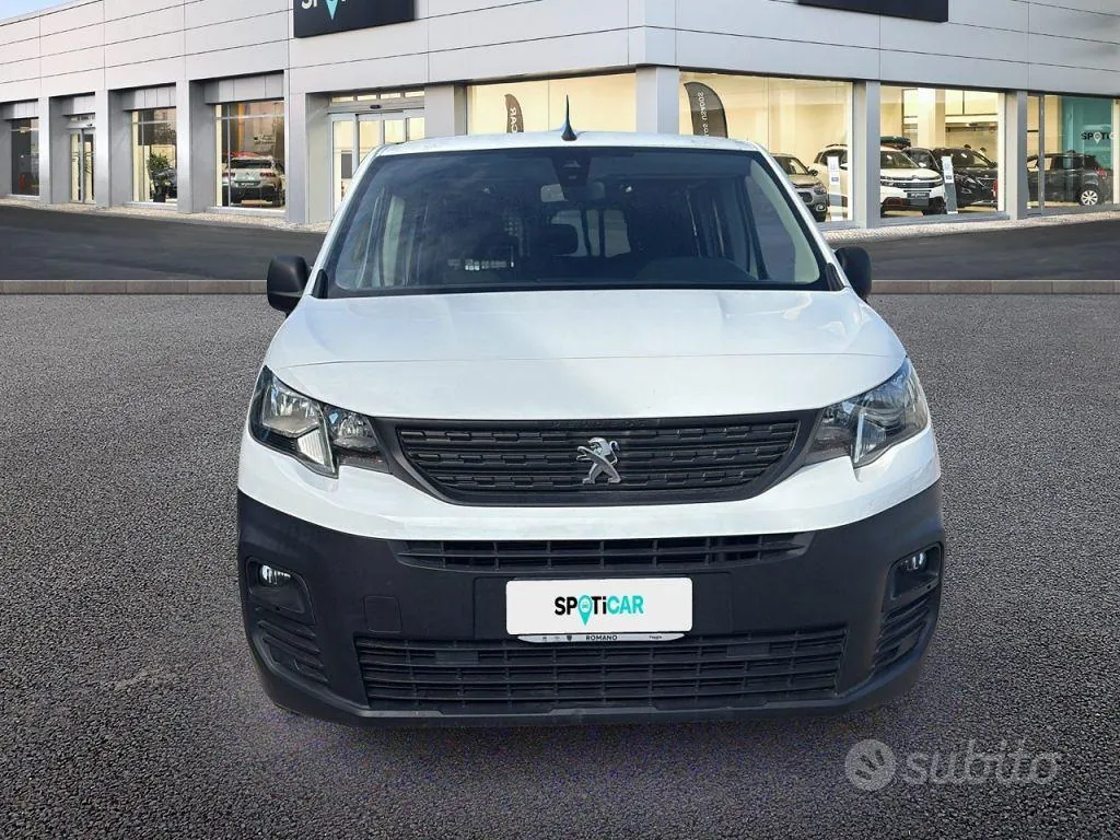 Peugeot Partner 2021 photo 2