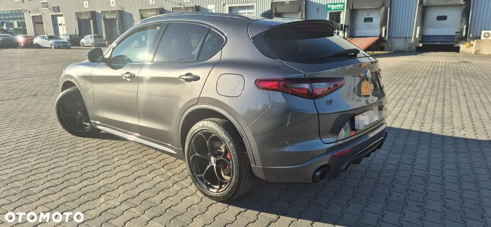Alfa Romeo Stelvio 2021 photo 4