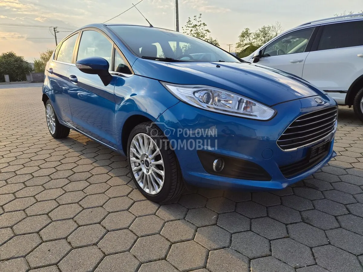 Ford Fiesta 2013 photo 3