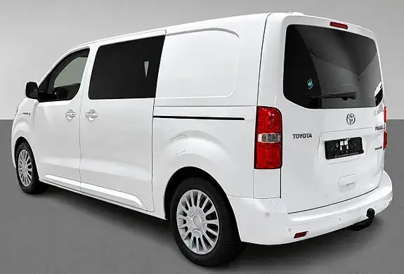 Toyota Proace 2021 photo 2