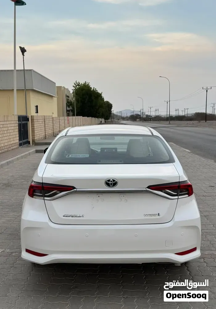 Toyota Corolla 2023 photo 2