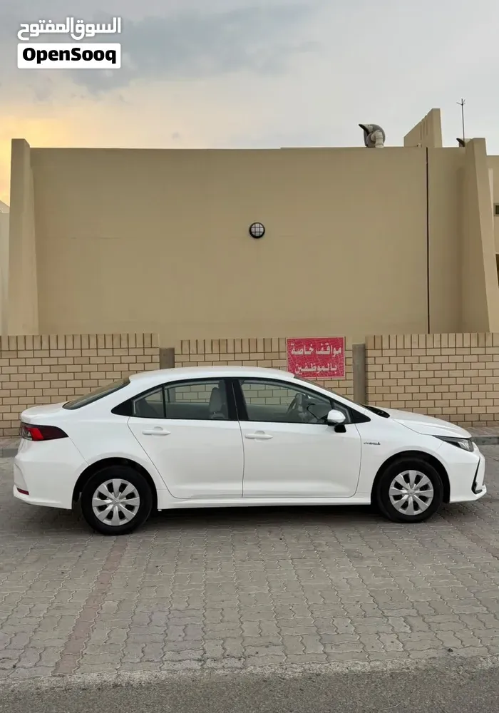 Toyota Corolla 2023 photo 3