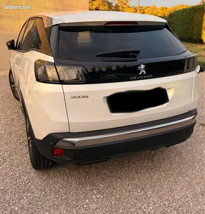 Peugeot 3008 2023 photo 2