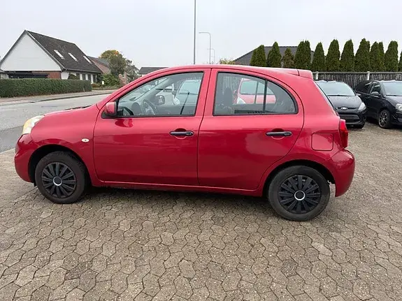 Nissan Micra 2013 photo 5
