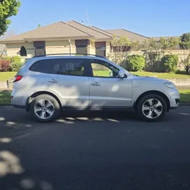 Hyundai Santa Fe 2012 photo 3
