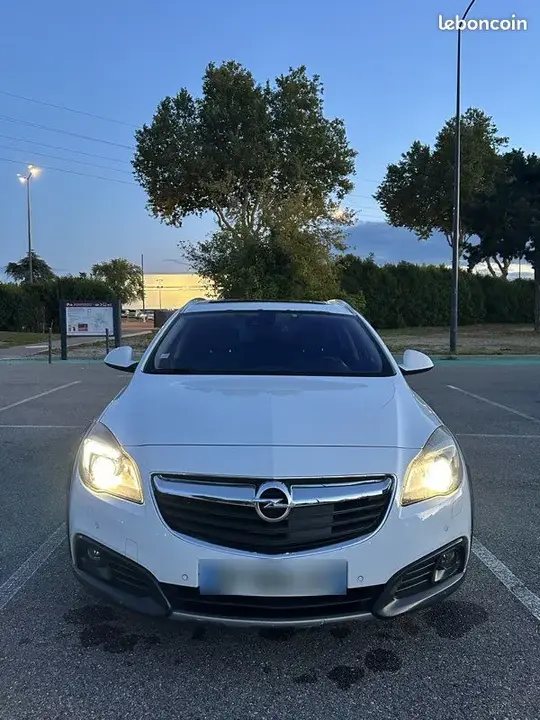 Opel Insignia 2014 photo 2
