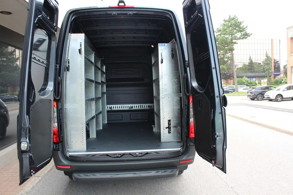 Mercedes-Benz Sprinter 2022 photo 2
