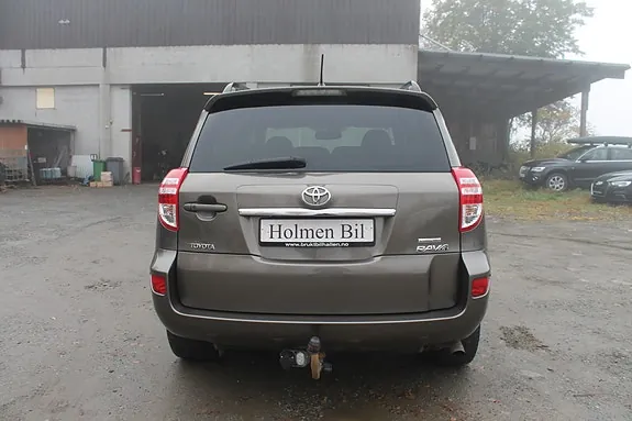 Toyota Rav4 2012 photo 4