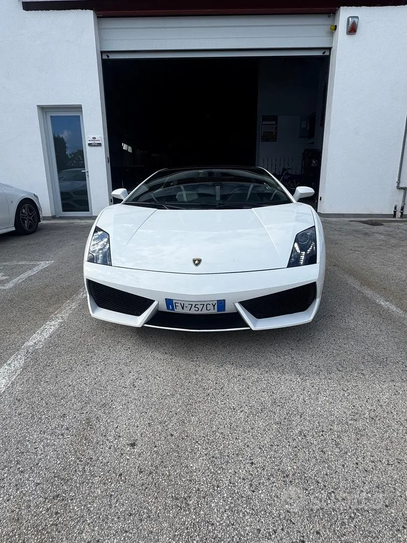 Lamborghini Gallardo 2009 photo 2