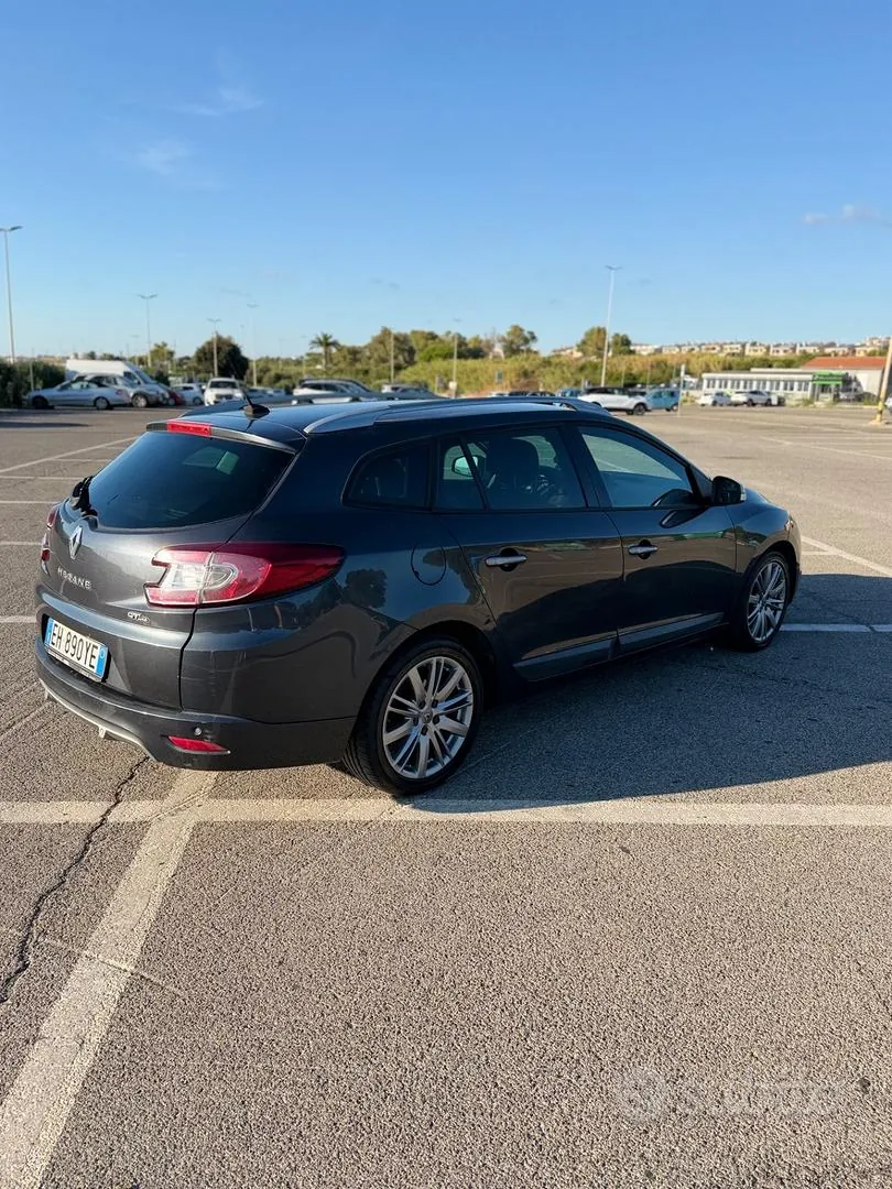 Renault Megane 2012 photo 4