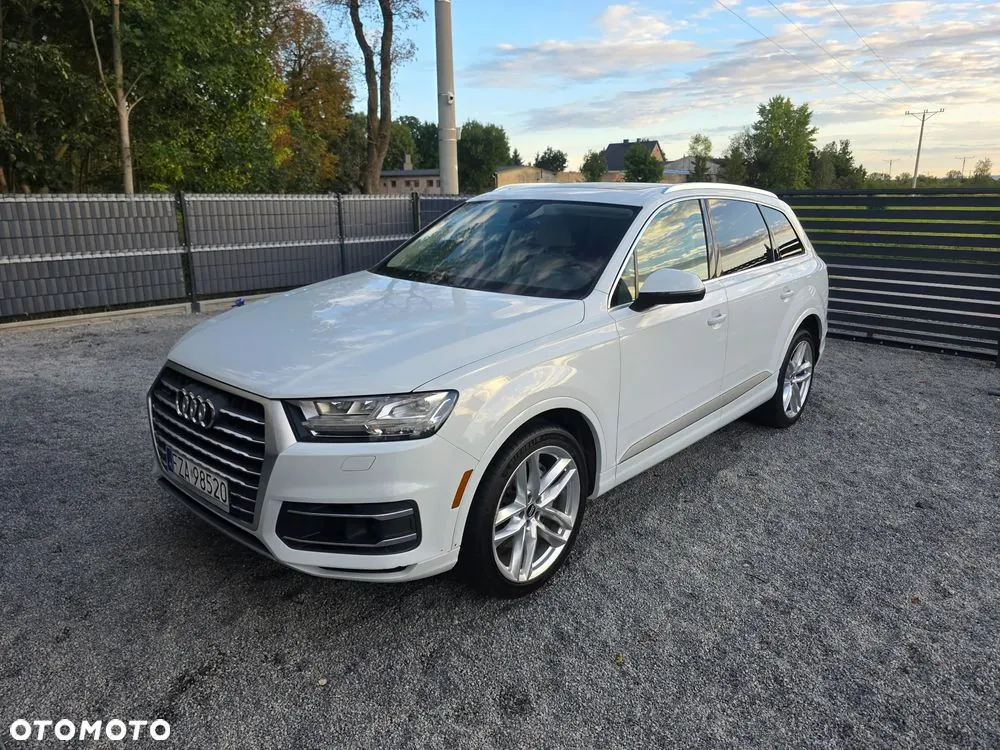 Audi Q7 2018 photo 2