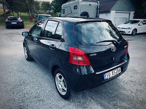 Toyota Yaris 2008 photo 4