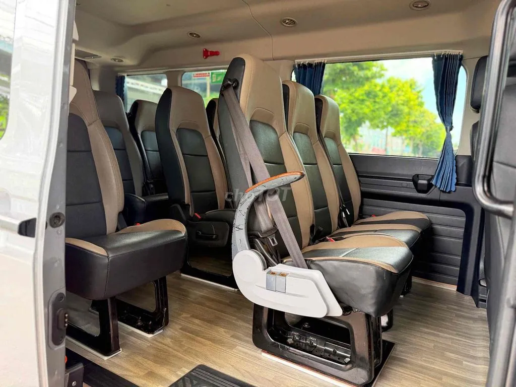 Ford Transit 2024 photo 5