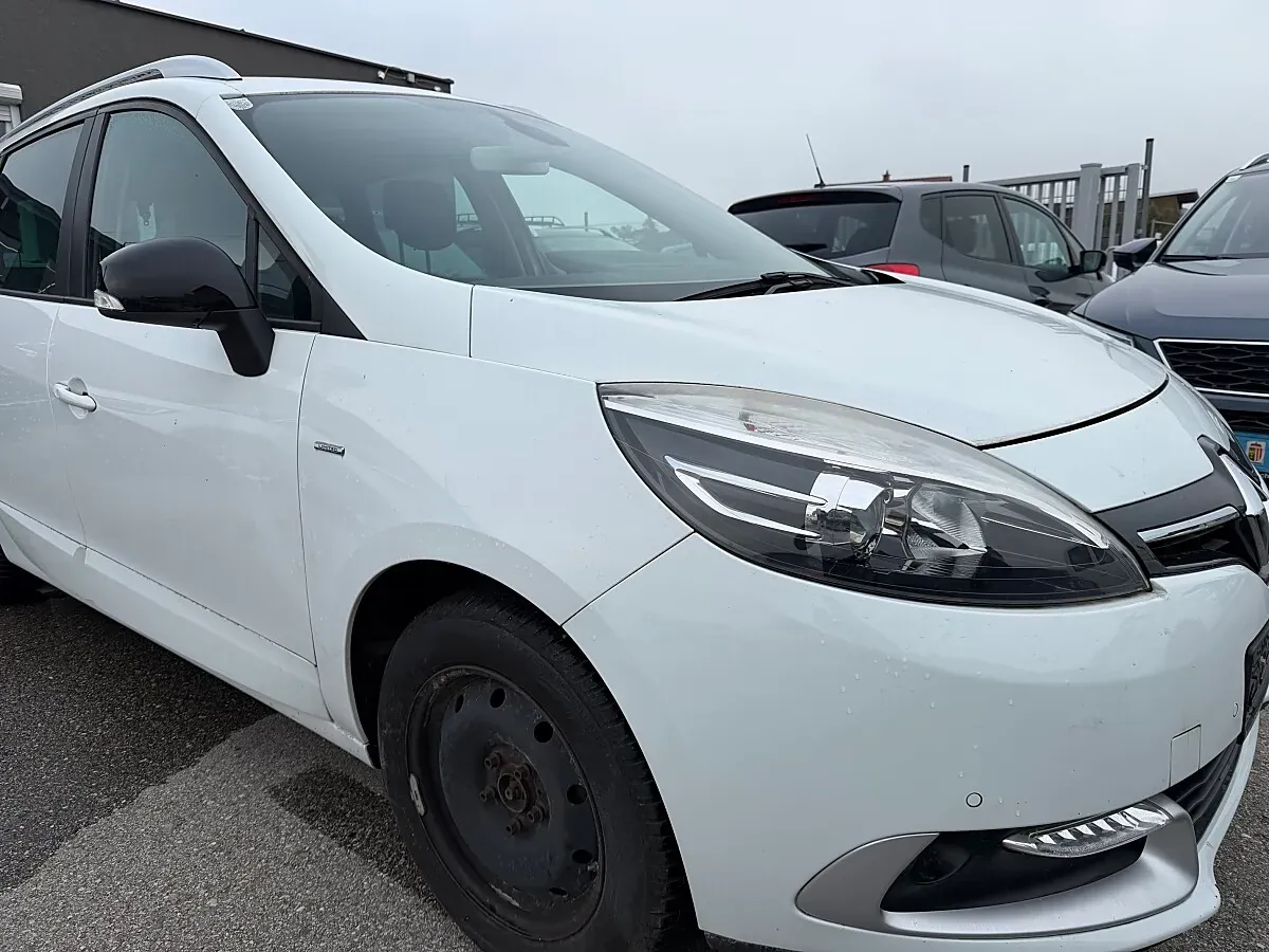 Renault Grand Scenic 2015 photo 3