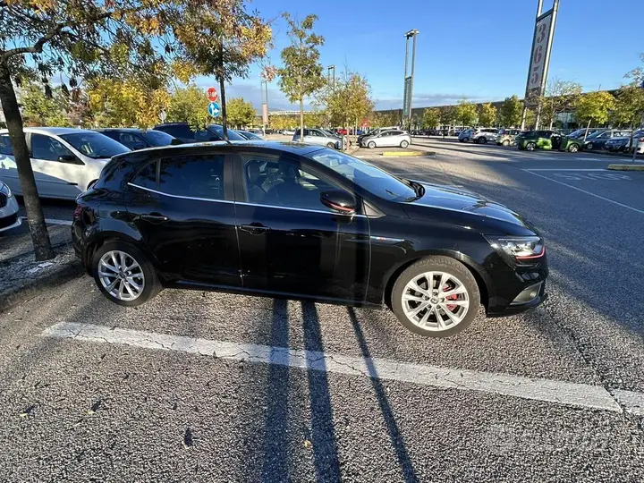Renault Megane 2017 photo 2