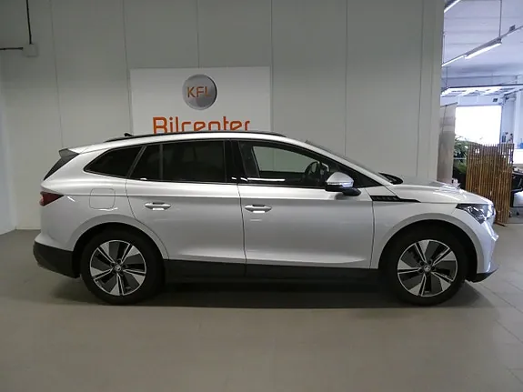 Skoda Enyaq 2022 photo 3