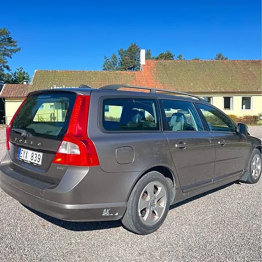Volvo V70 2008 photo 3