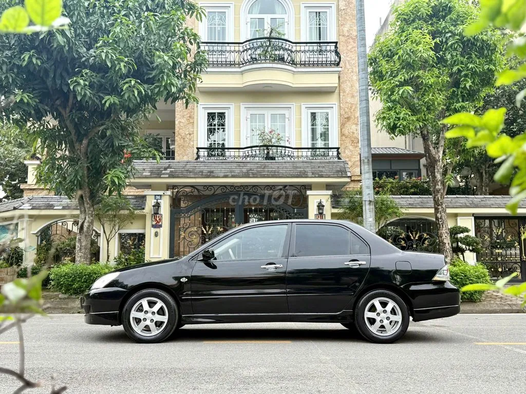 Mitsubishi Lancer 2005 photo 5