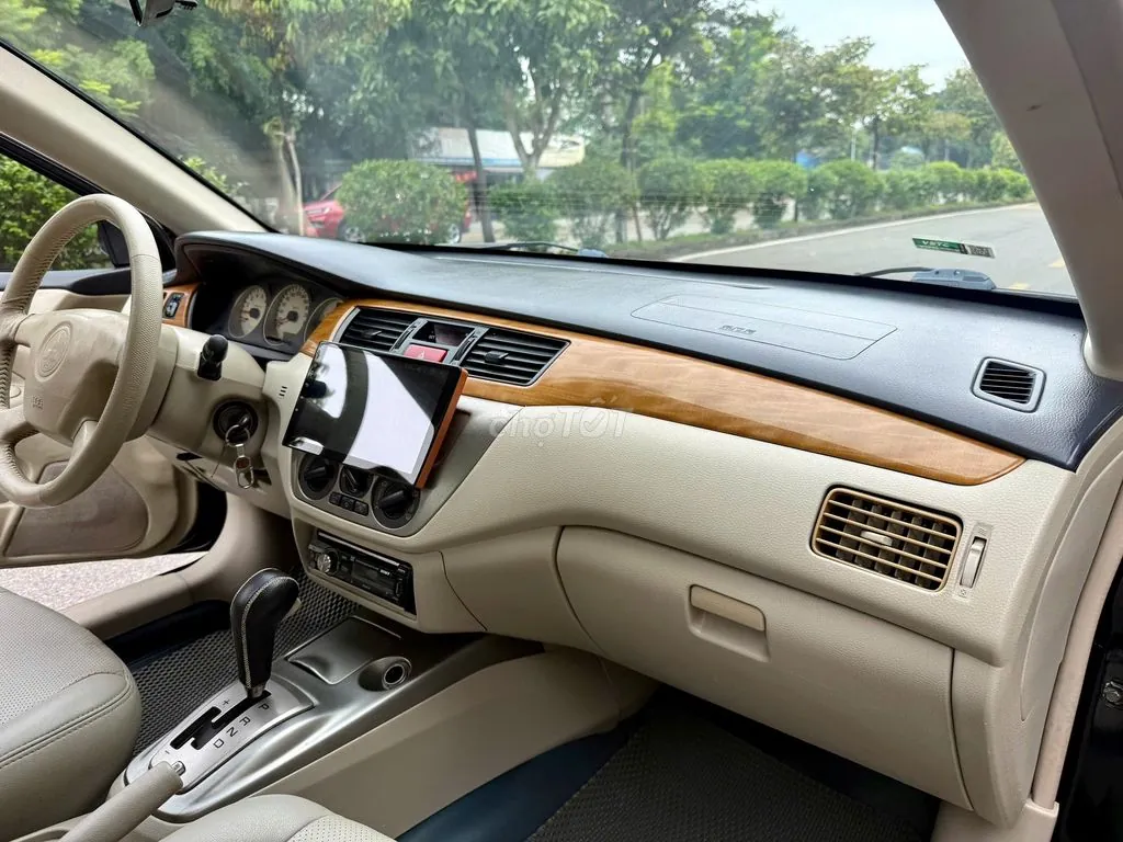 Mitsubishi Lancer 2005 photo 4