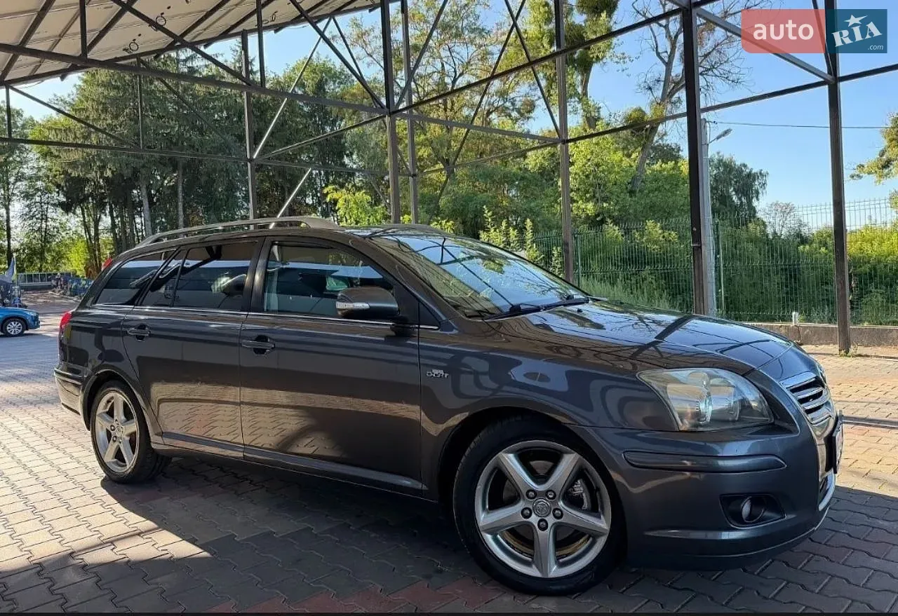 Toyota Avensis 2006 photo 2