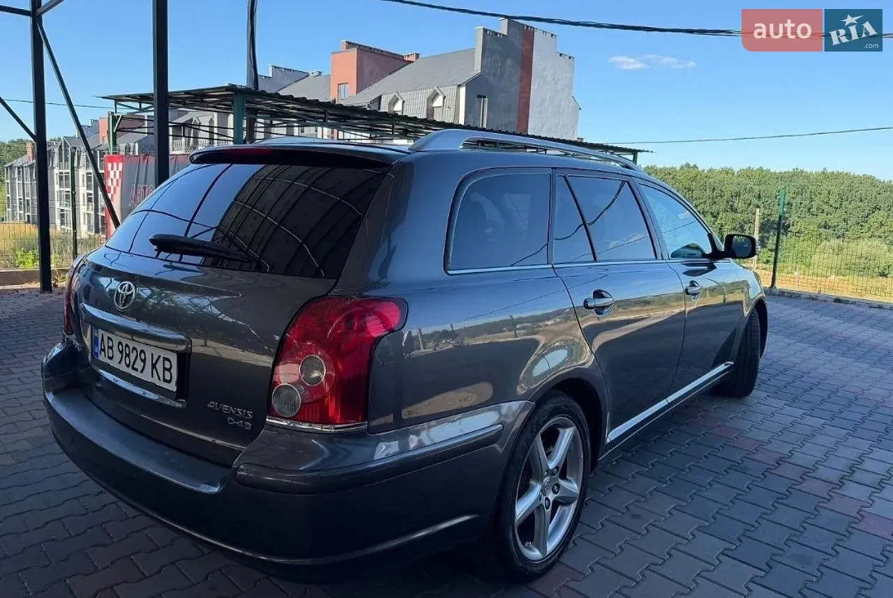 Toyota Avensis 2006 photo 5