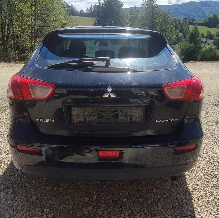 Mitsubishi Lancer 2010 photo 3