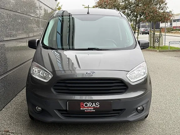 Ford Transit Courier 2017 photo 5