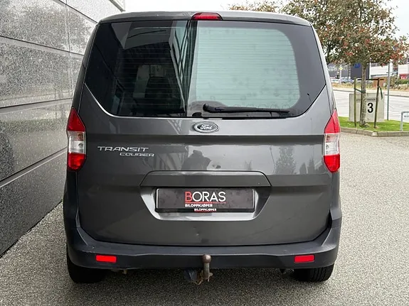 Ford Transit Courier 2017 photo 4