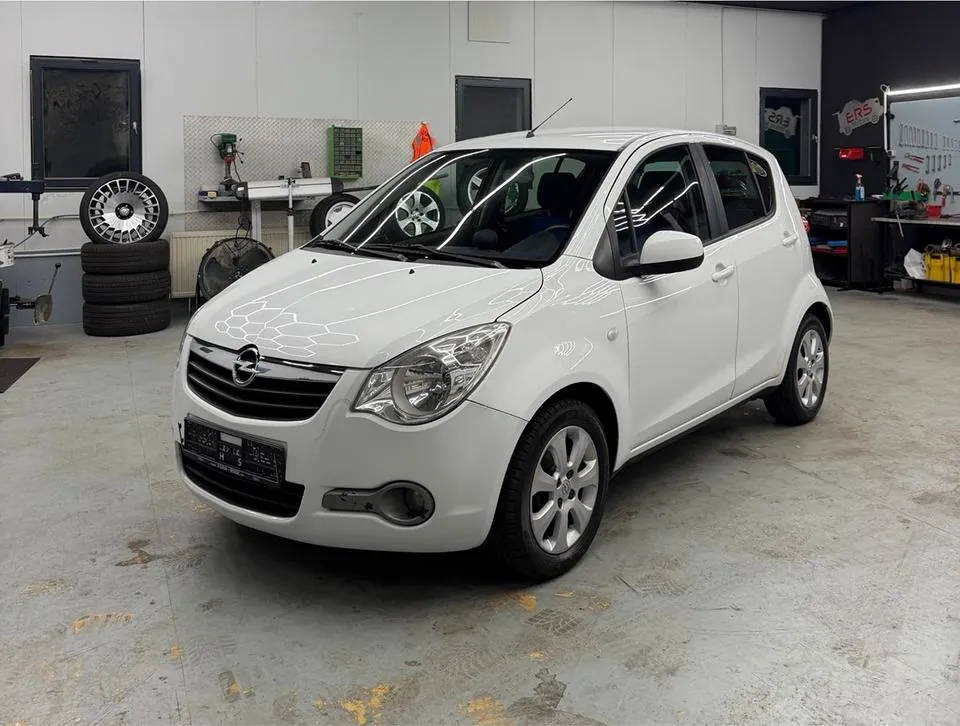 Opel Agila