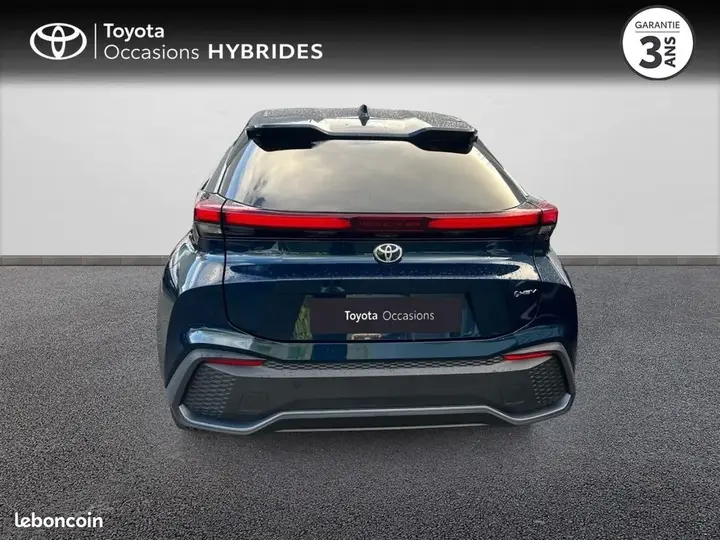 Toyota C-Hr 2025 photo 4