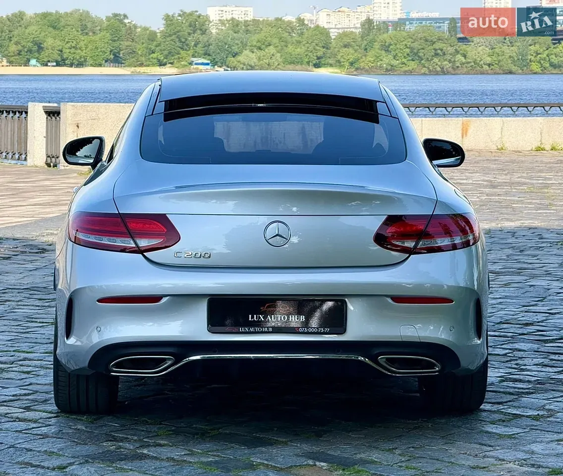 Mercedes-Benz C-Class 2019 photo 4