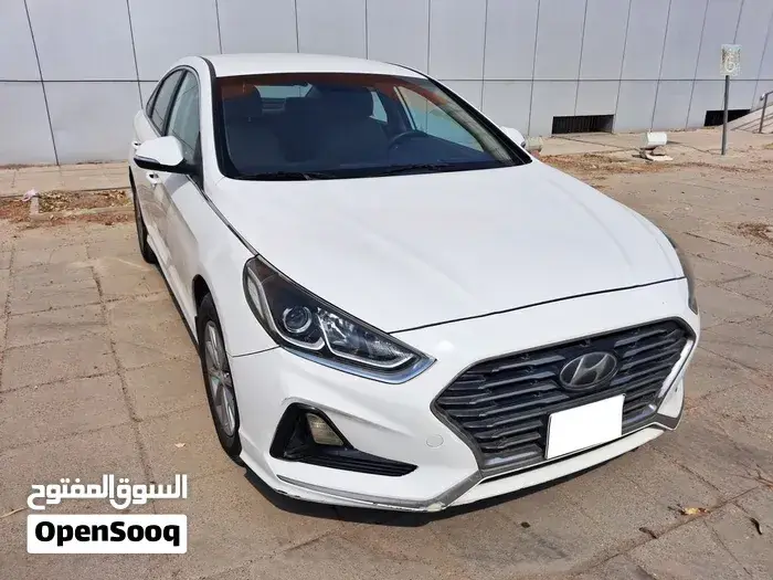 Hyundai Sonata 2018 photo 2