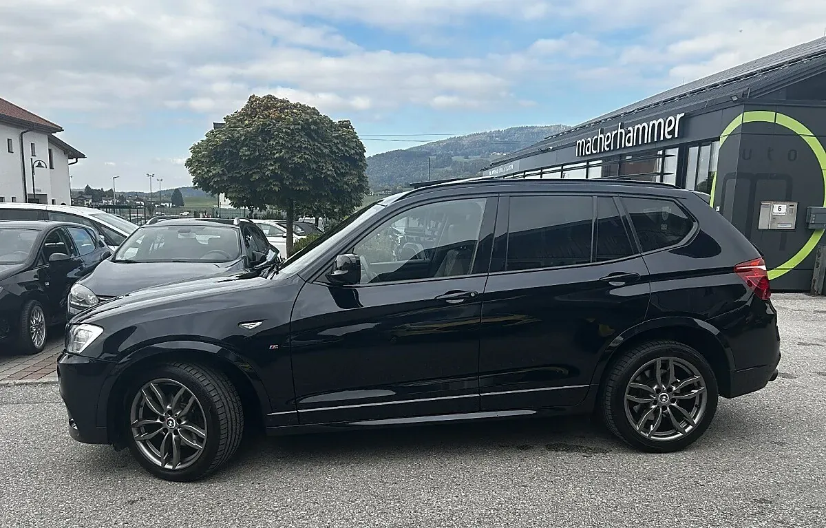 BMW X3 2012 photo 2