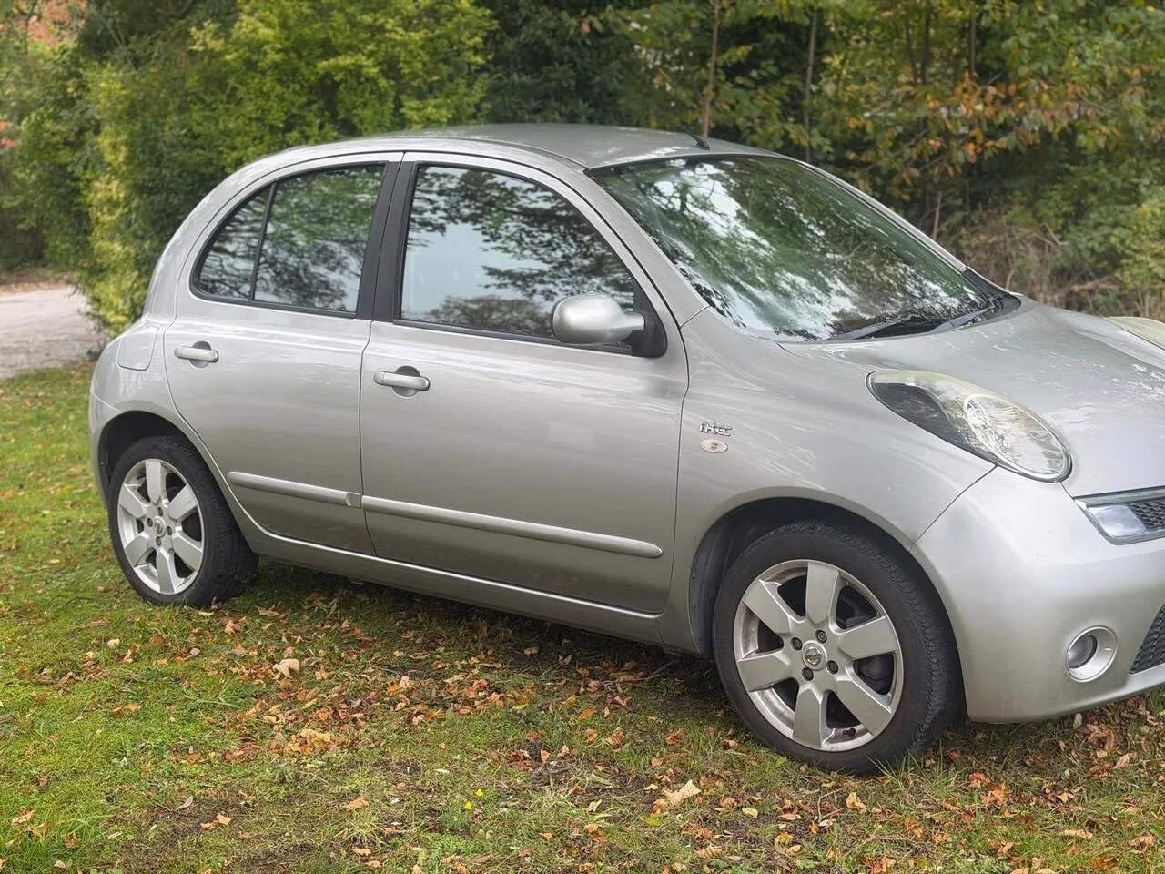 Nissan Micra 2009 photo 4