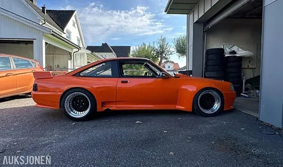 Opel Manta 1975 photo 2