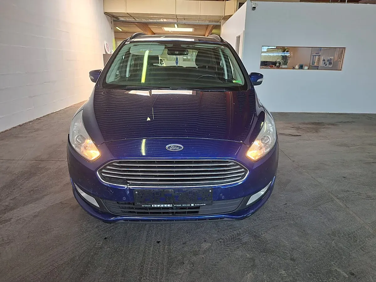 Ford Galaxy 2017 photo 2