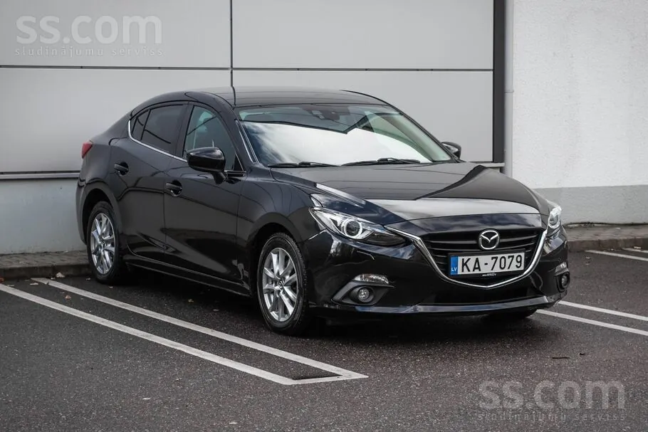 Mazda Mazda3 2015 photo 3