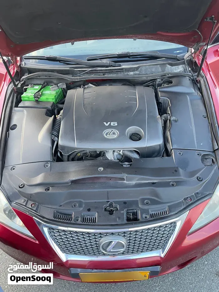 Lexus Is 250 2011 photo 3