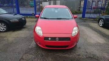 Fiat Grande Punto 2008 photo 2
