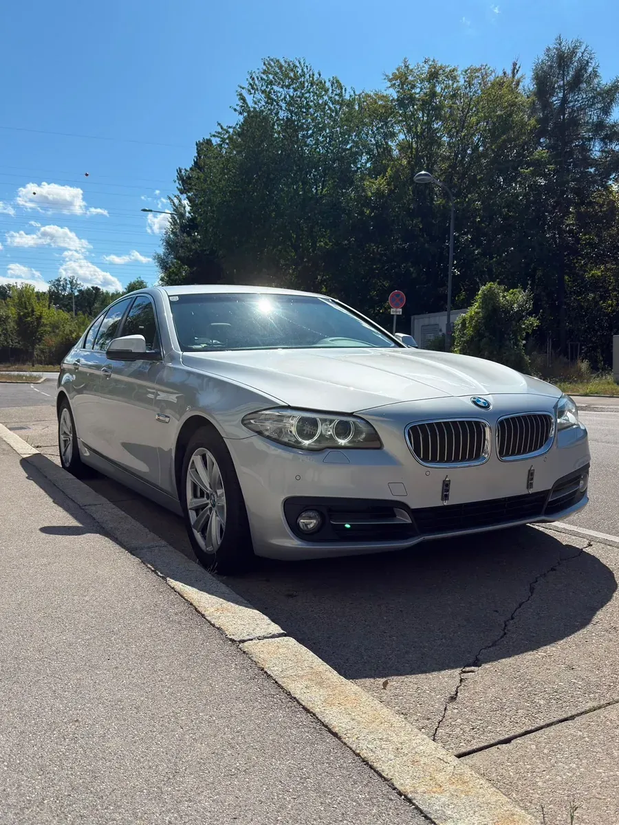 BMW 5 Series 2015 photo 3
