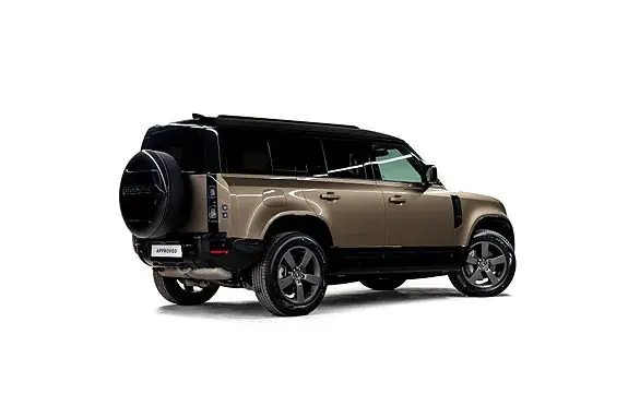 Land Rover Defender 110 2026 photo 2