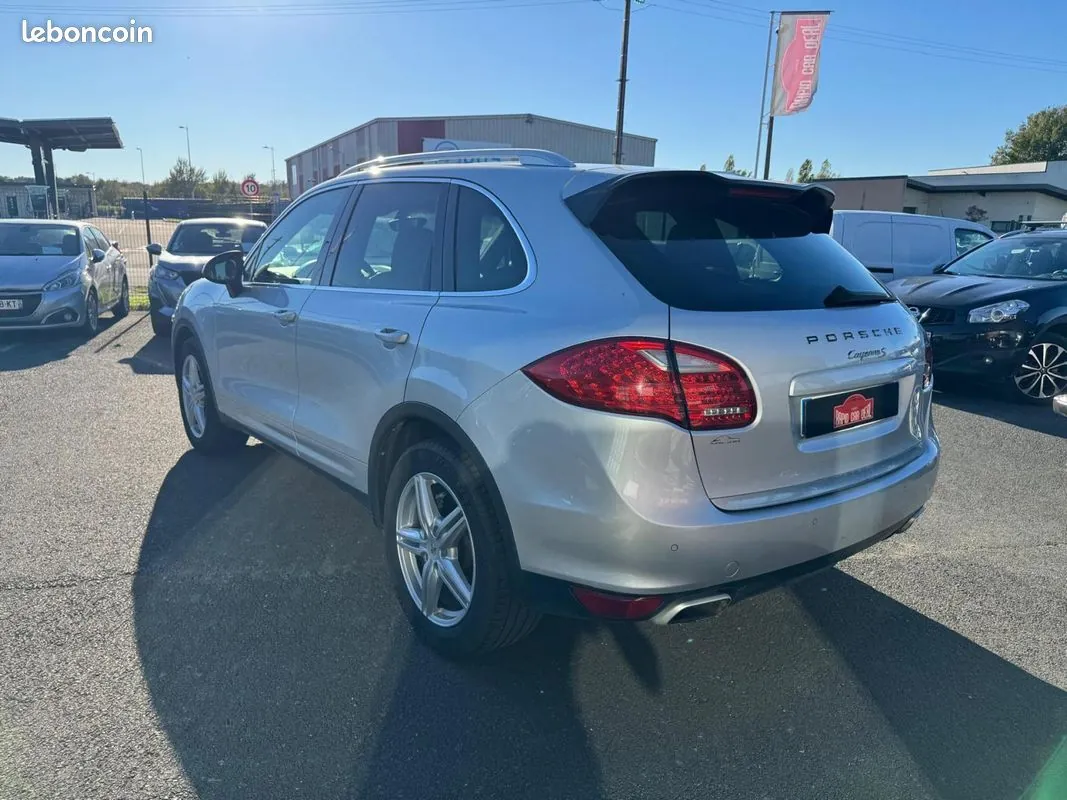 Porsche Cayenne 2010 photo 5