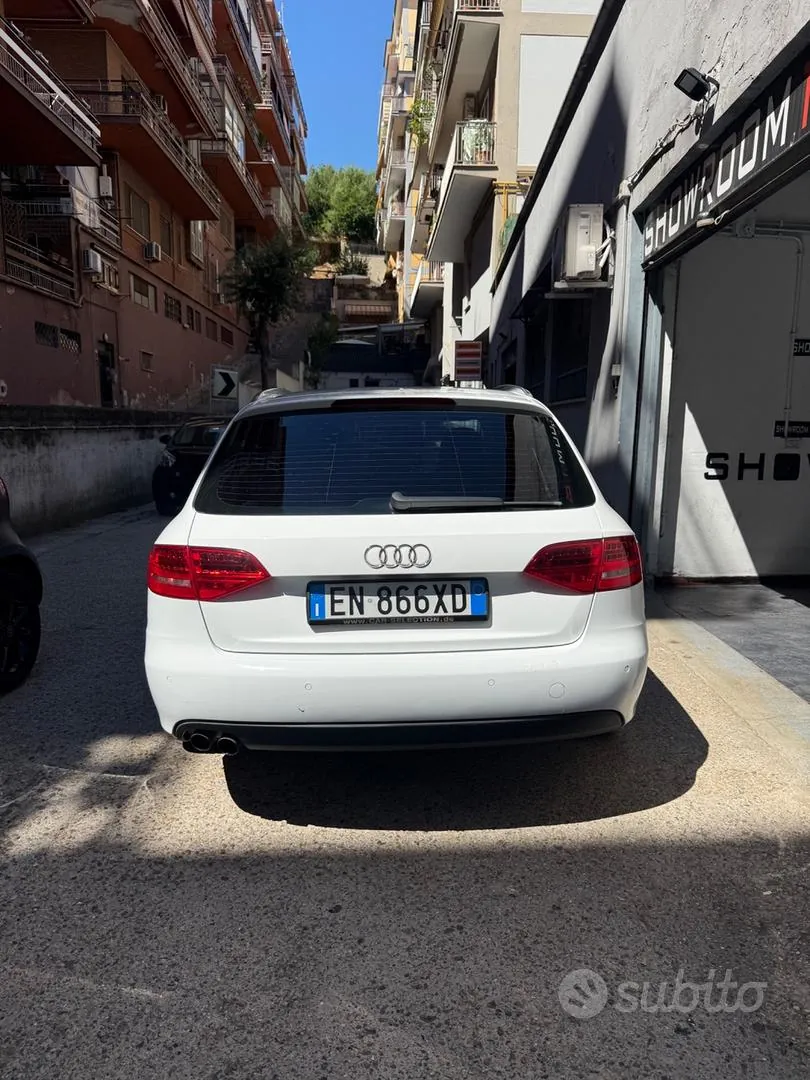 Audi A4 Avant 2012 photo 5
