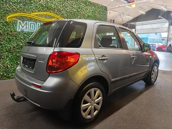 Suzuki Sx4 2010 photo 4