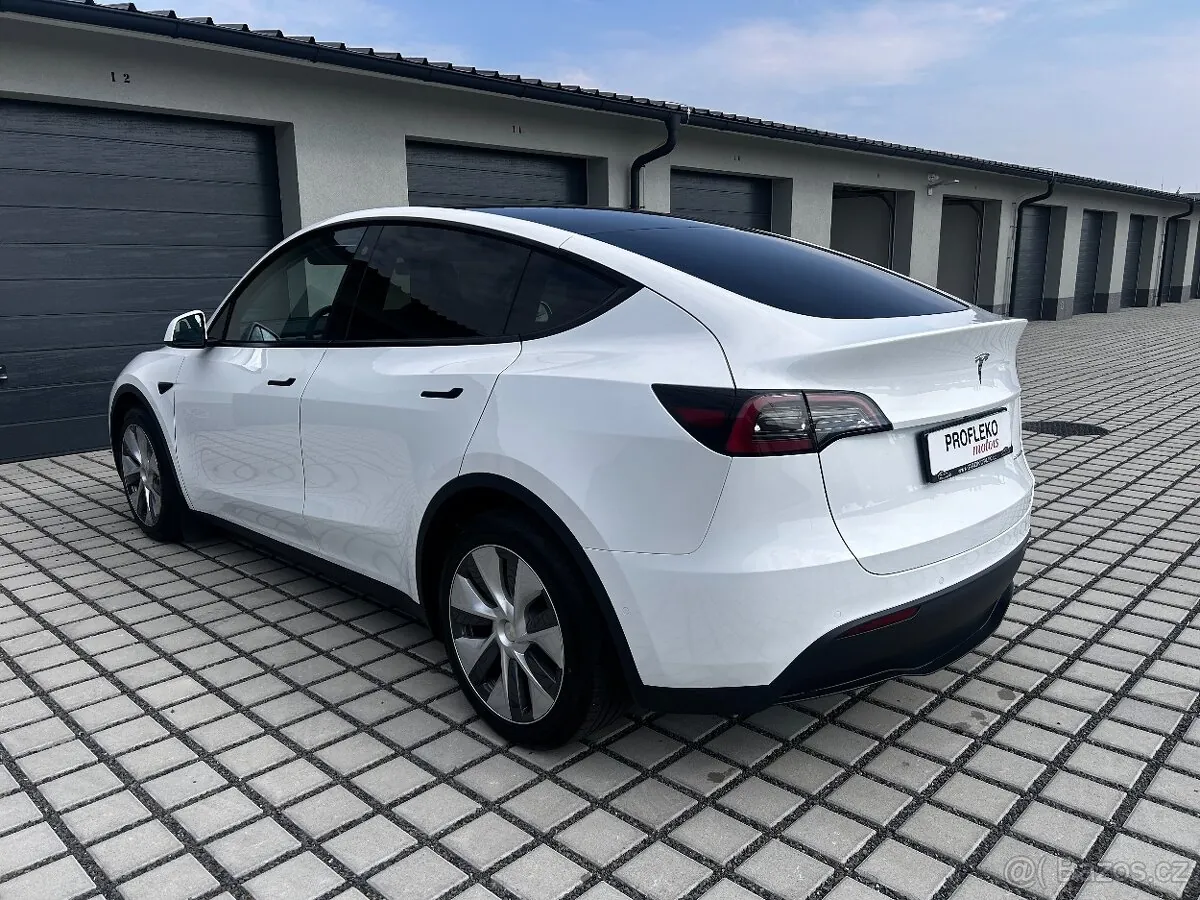 Tesla Model Y 2022 photo 4