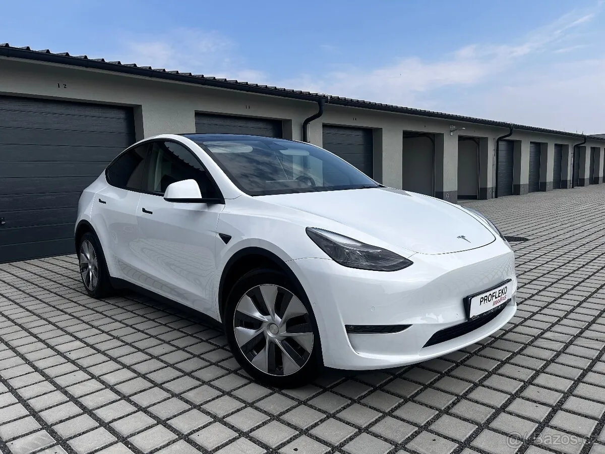Tesla Model Y 2022 photo 2