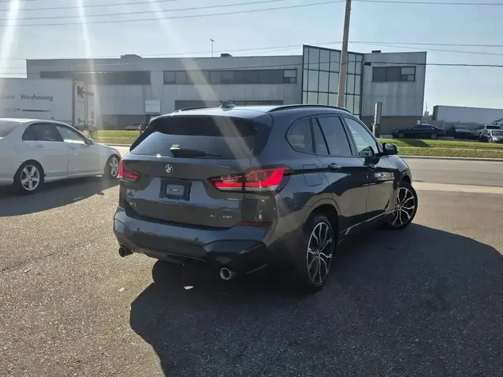 BMW X1 2021 photo 4