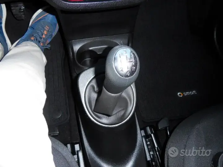 Smart Forfour 2017 photo 2