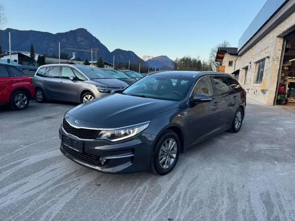 Kia Optima 2017 photo 2